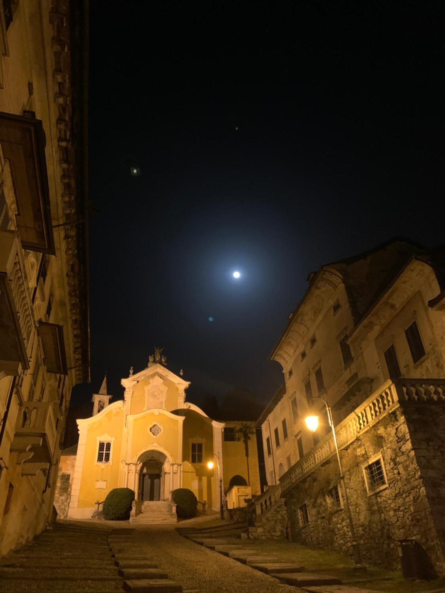 -Ortaflats- Appartamento L'Angolo Orta San Giulio Esterno foto