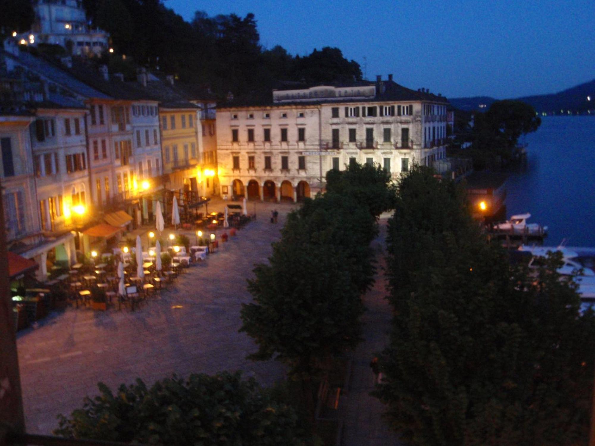 -Ortaflats- Appartamento L'Angolo Orta San Giulio Esterno foto