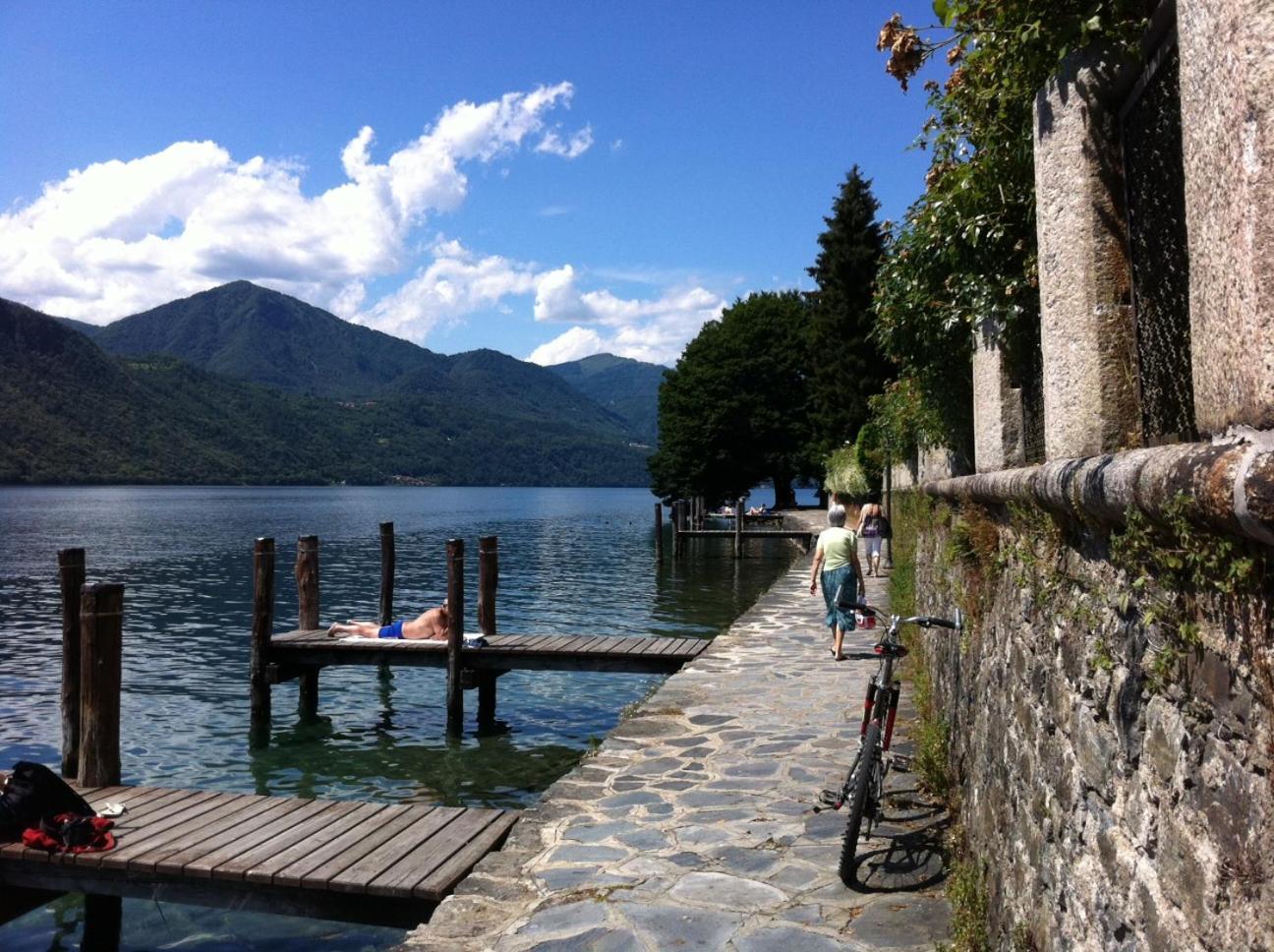 -Ortaflats- Appartamento L'Angolo Orta San Giulio Esterno foto